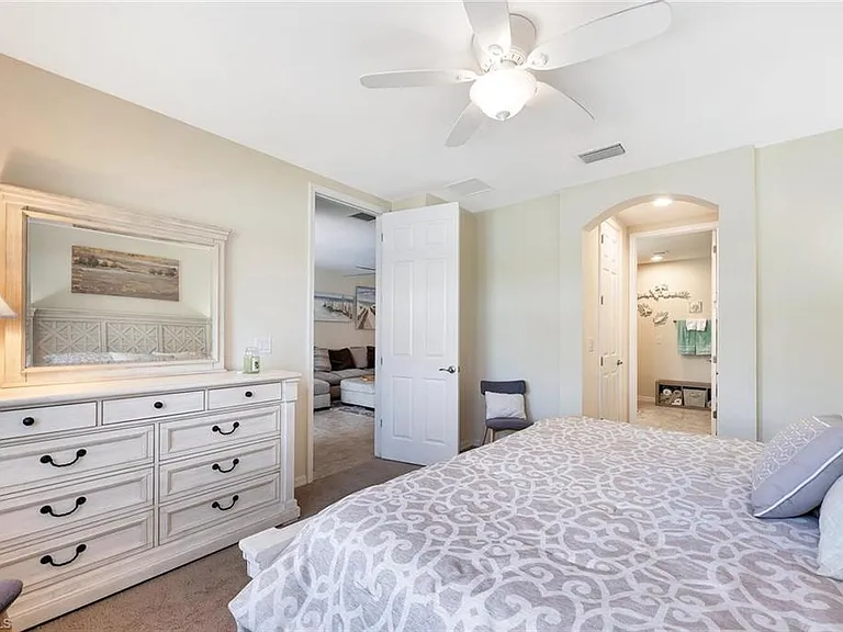 14940 Edgewater Cir — Photo 18