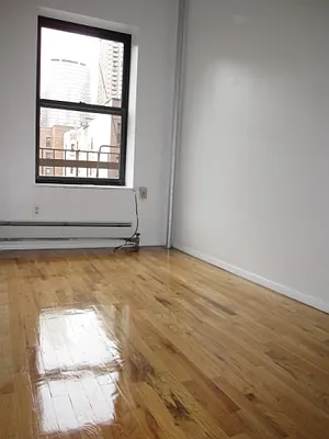 Rented by MNS | media 12