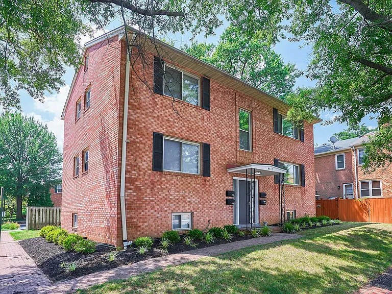 4510 Washington Blvd #B1 — Photo 2