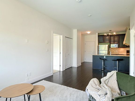 5th image of 6480 195a St #416