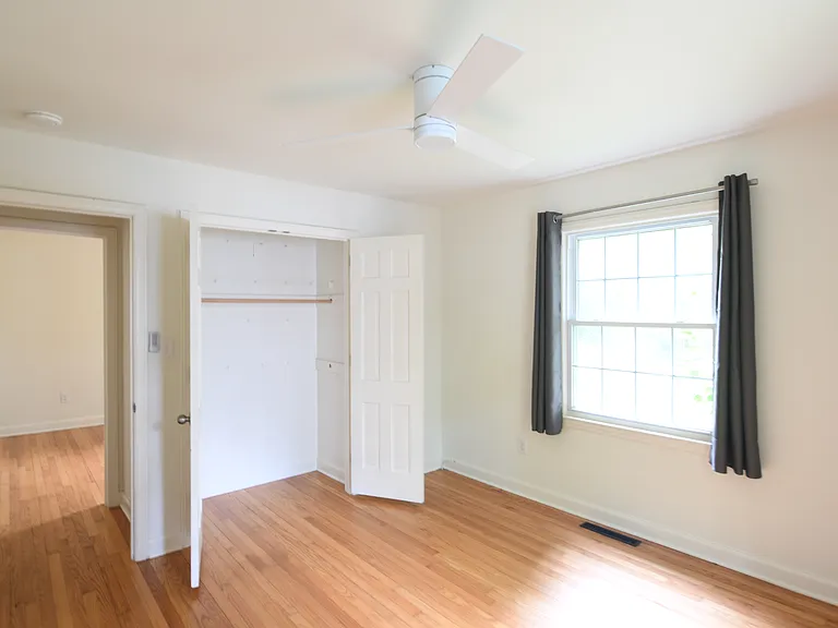3215 Plantation Rd — Photo 17