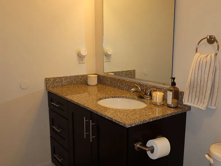 Hawthorne Gardens Apartments — Photo 8