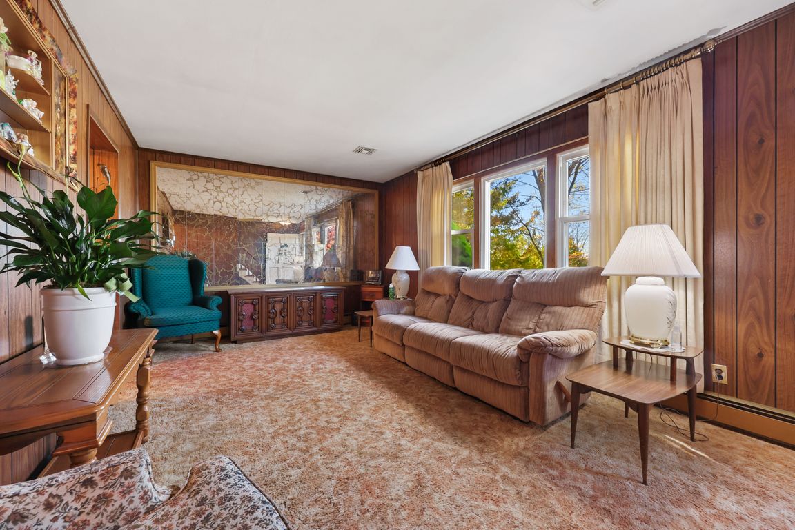 next background image