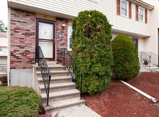 35 Stonegate Ln, Derry, NH 03038