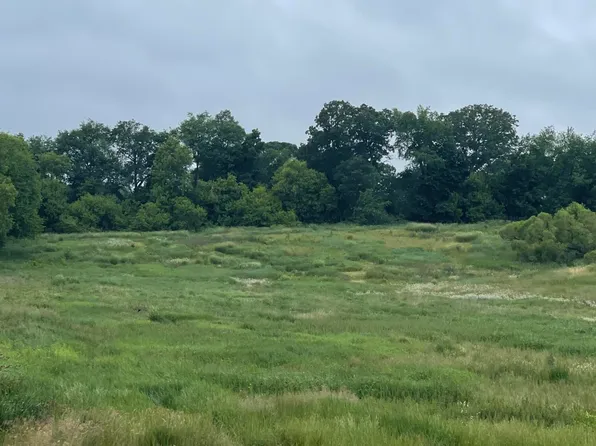 2255 Jefferson Rd, Ionia, MI 48846