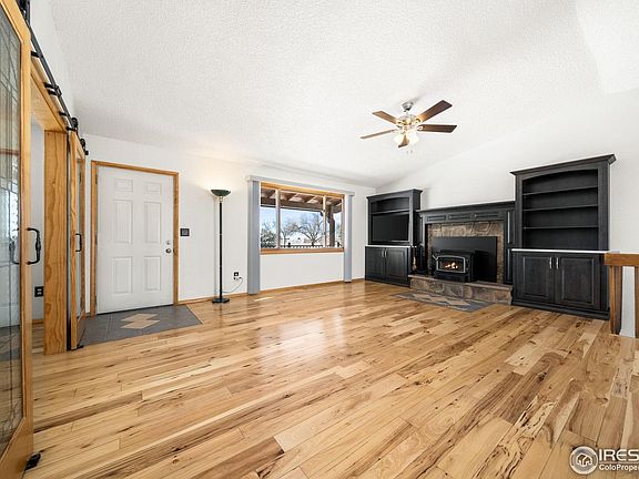 4th image of 45795 Coal Creek Dr