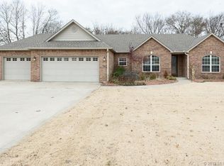 18992 Spring Creek Ln, Claremore, OK 74017