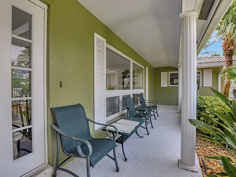 1350 Spanish River Rd — Photo 37