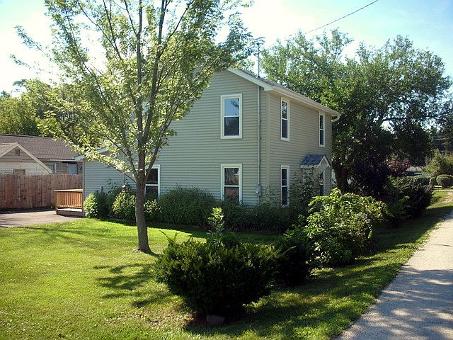1st image of 25231 W Claridan Ave