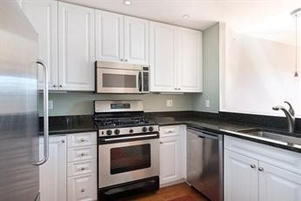 1st image of 15 Waltham St #605