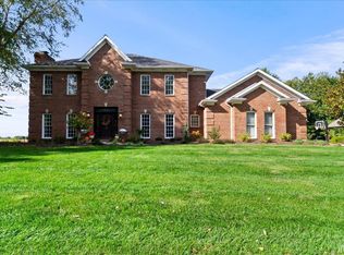 2115 Cobblestone Rd, Jasper, IN 47546