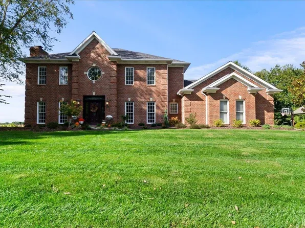 2115 Cobblestone Rd, Jasper, IN 47546