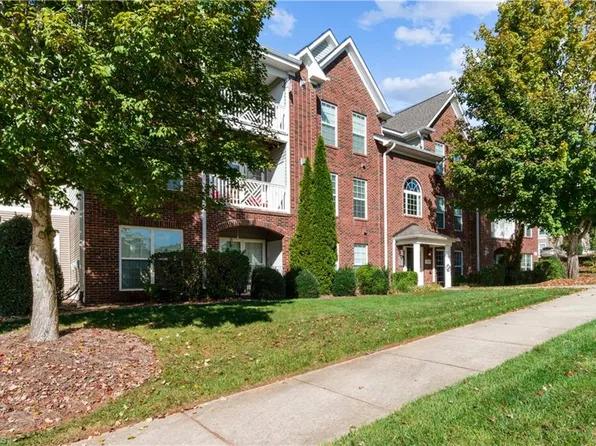 160 Shallowford Reserve Dr Unit 301, Lewisville, NC 27023