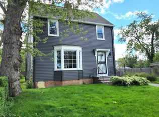 3582 Silsby Rd, University Heights, OH 44118