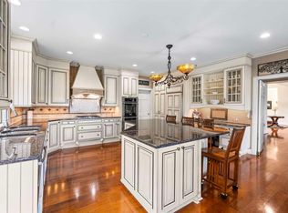 2286 Pinecrest St, Harbor Springs, MI 49740