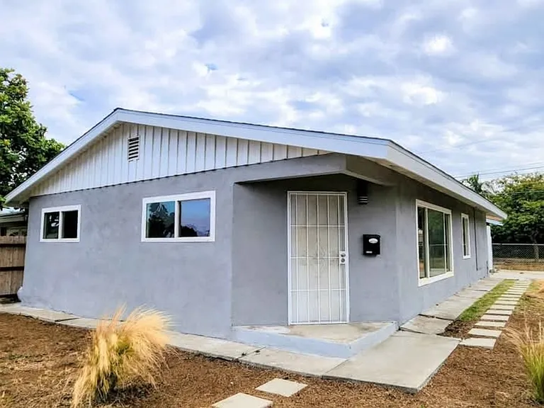 1947 D Ave — Photo 8