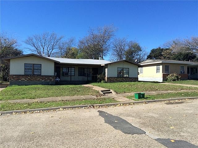 1st image of 1218 Dawson Cir