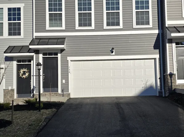 138 Sweetwater Dr, Coraopolis, PA 15108