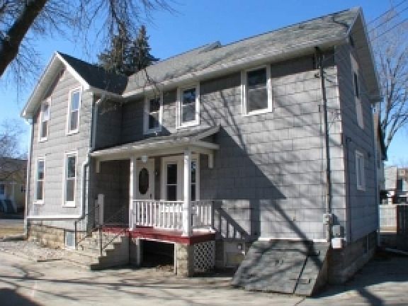 2nd image of 57 N Park Ave