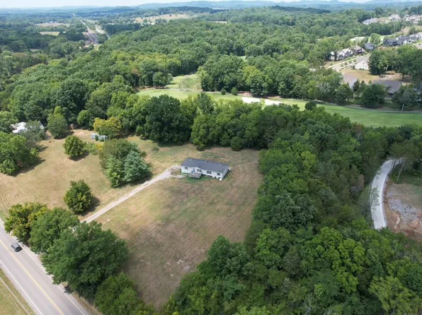 6468 Cox Rd, College Grove, TN 37046