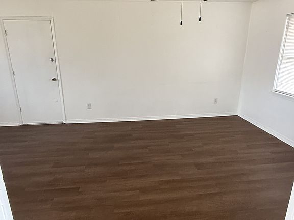 3rd image of 108 Glenhaven Dr