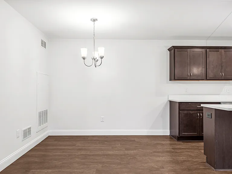 80 Saw Mill Dr — Photo 5