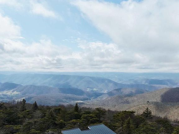 5th image of 148 Pond Rd