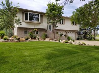 202 22nd Ave NE, Aberdeen, SD 57401
