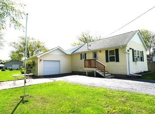 2816 Stilling Blvd, McHenry, IL 60050