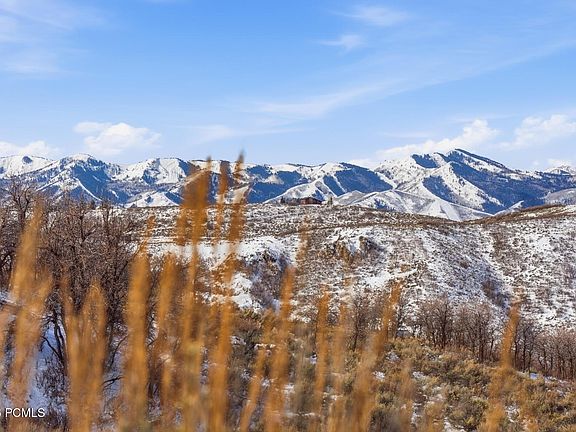 3rd image of 2014 Canyon Gate Rd #73