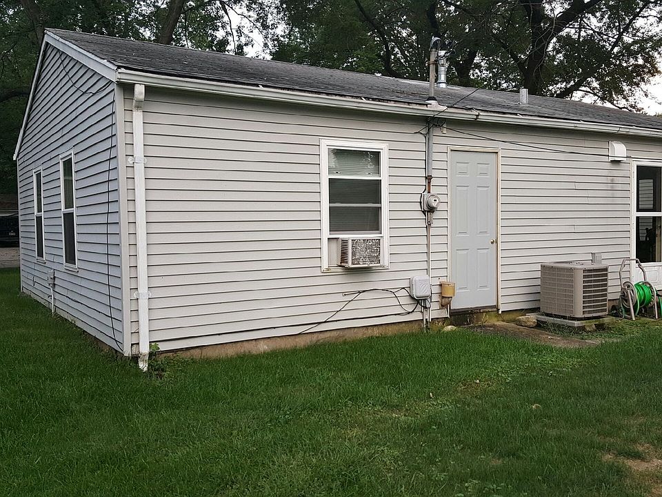 2nd image of 406 E Highlands Dr