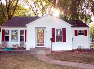 501 S Rollins St, Centralia, MO 65240
