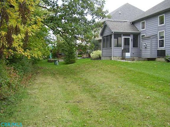3rd image of 6827 Park Mill Dr