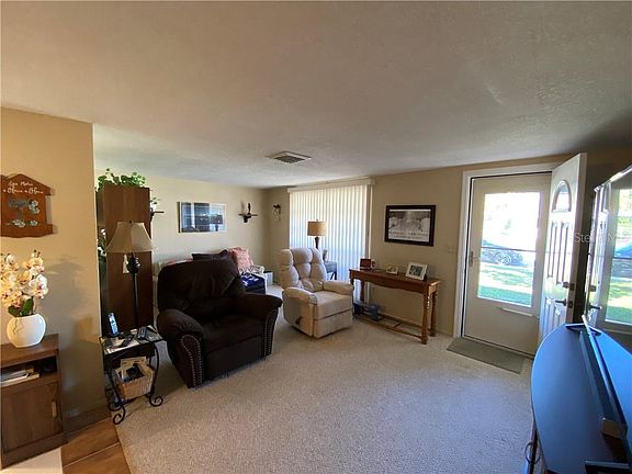 3rd image of 8602 Arrowhead Dr