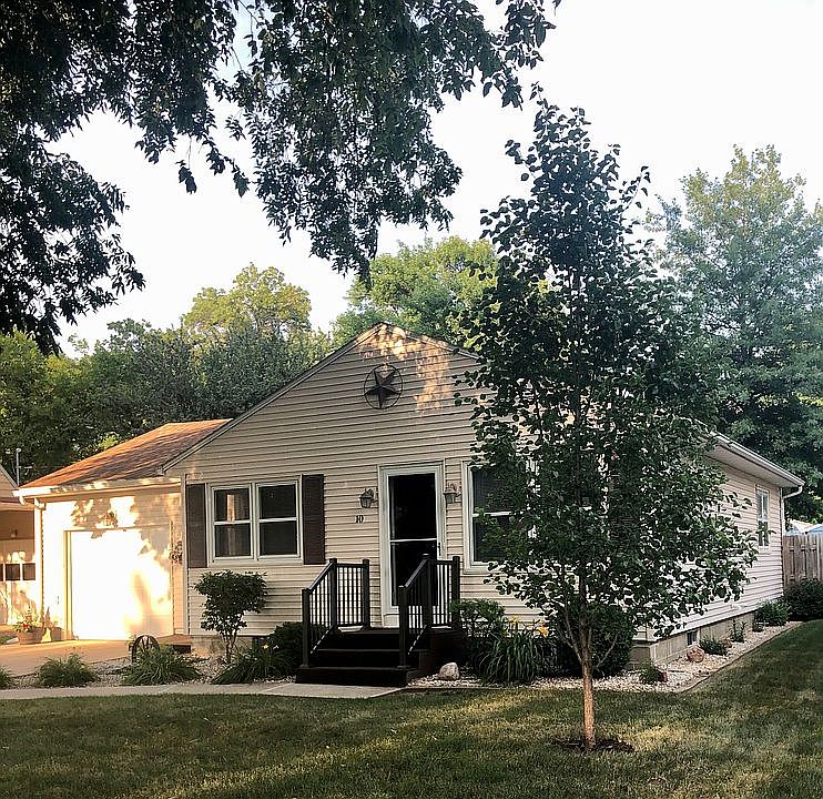 2nd image of 10 Sioux Valley Dr