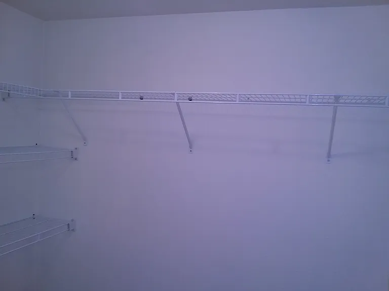 Walkin Closet Shelving