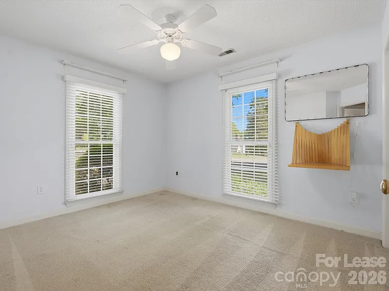 9437 Fairmead Dr — Photo 41