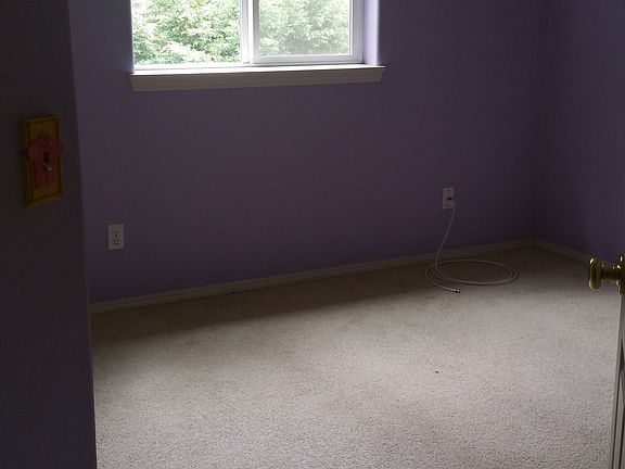 5th image of 1393 NE Kinney St