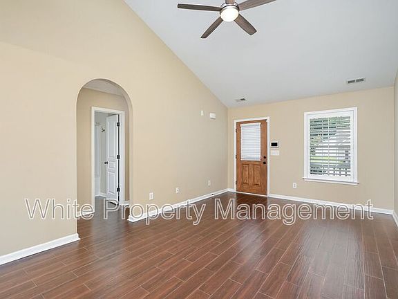 2nd image of 4244 Cornelia Ln