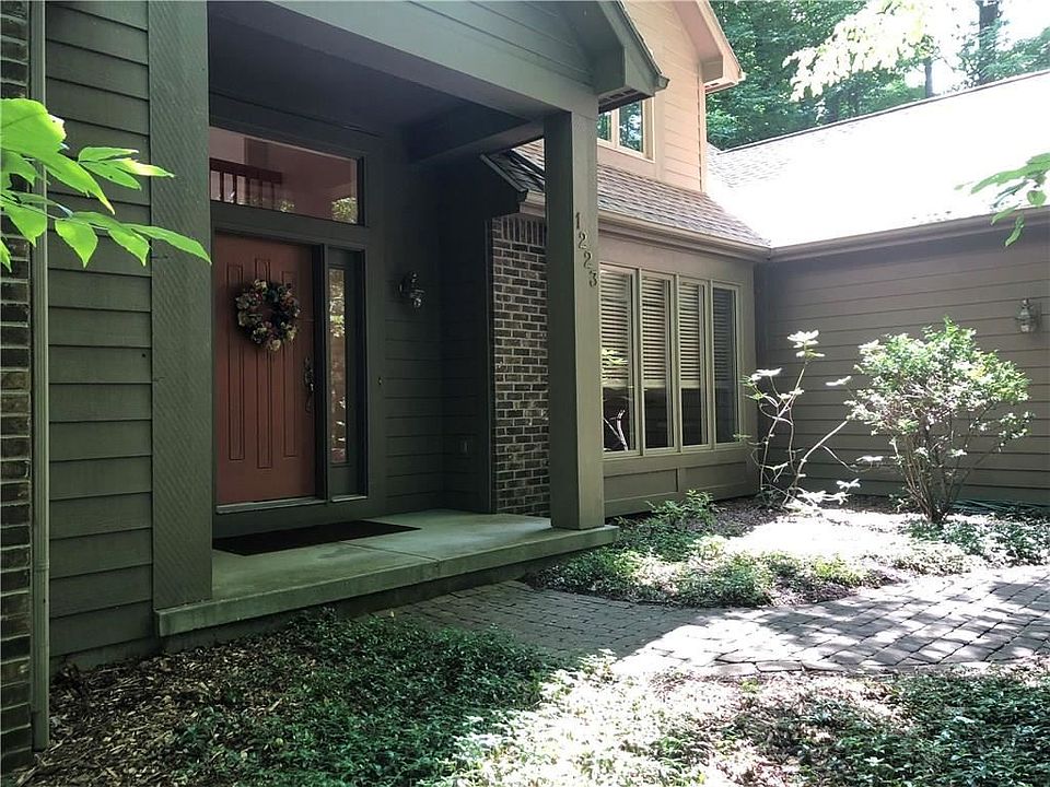1st image of 1223 Wellington Dr