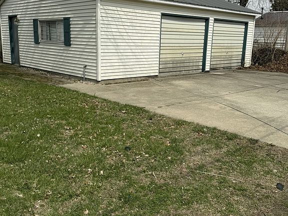 4th image of 629 S 30th St