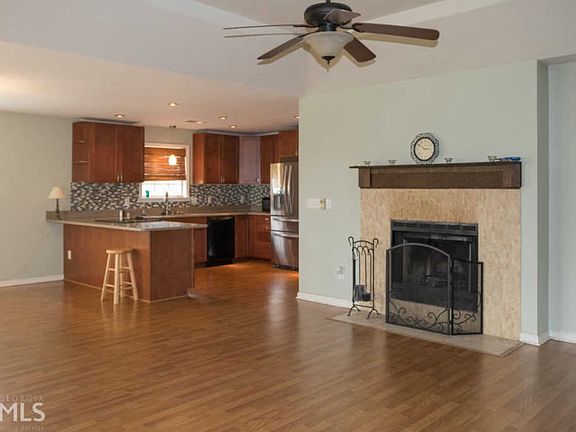 4th image of 600 Loxley Dr