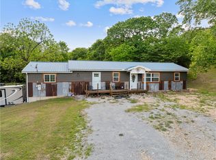 13195 N Riggs Ln, Lead Hill, AR 72644