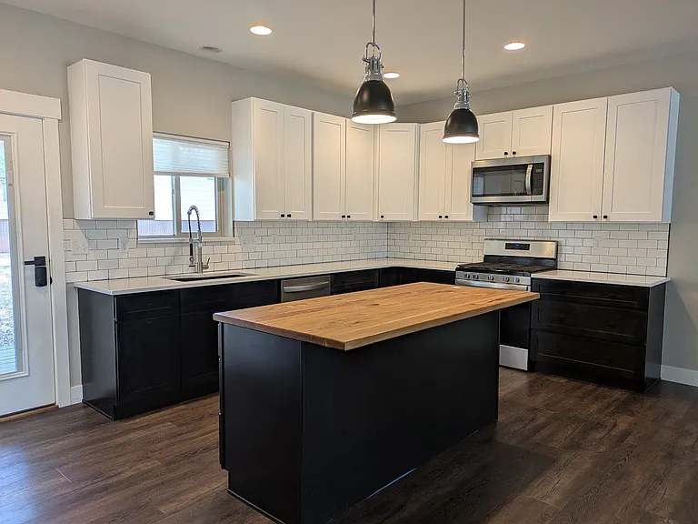 347 Sandlewood Dr — Photo 3