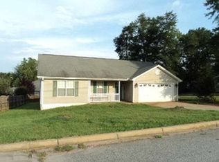 307 Gravley Rd, Greer, SC 29651