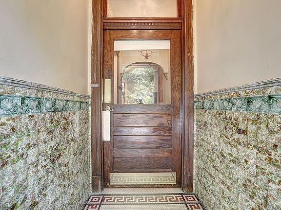 Vestibule