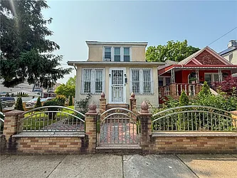 3820 Clarendon Road