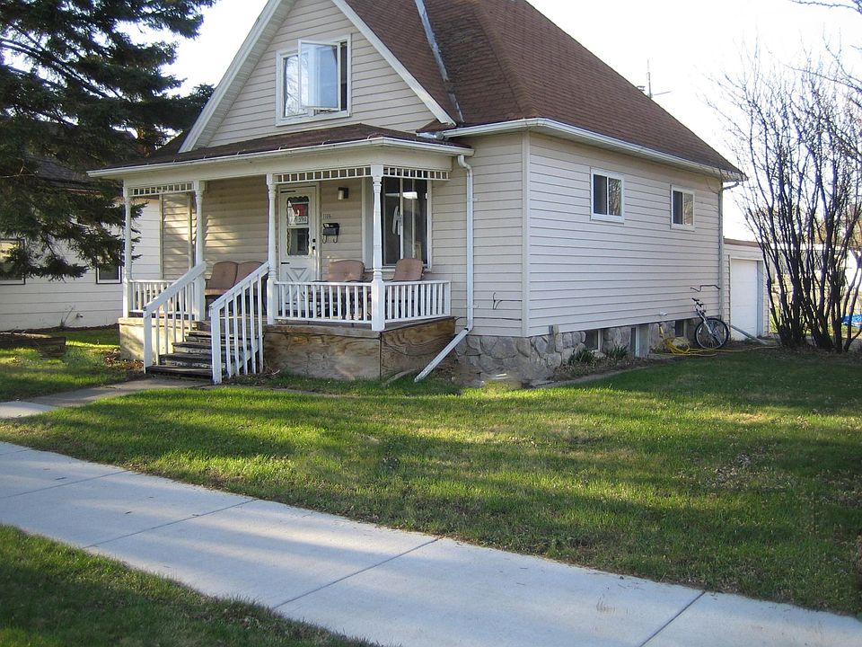 1106 5th Avenue North, Grand Forks ND 58203