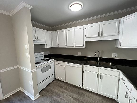 3rd image of 4713D Matt Dr #D
