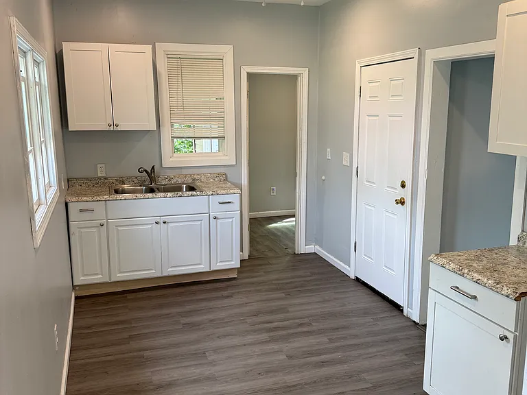 547 E Utica St #2 — Photo 1
